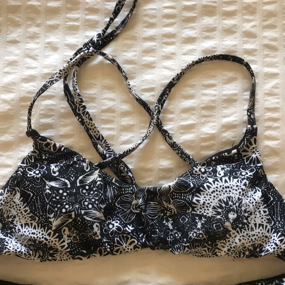 Bikini set - Picture 2 of 4